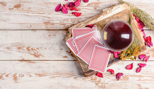 相手の気持ちが占いでわかる電話占い師18選【無料あり】！辛口占いやタロット鑑定師を厳選