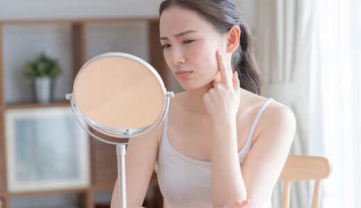ニキビ占いは当たる！【鼻・おでこ・口元・あご・左頬・首】など部位別にメッセージを読み解く